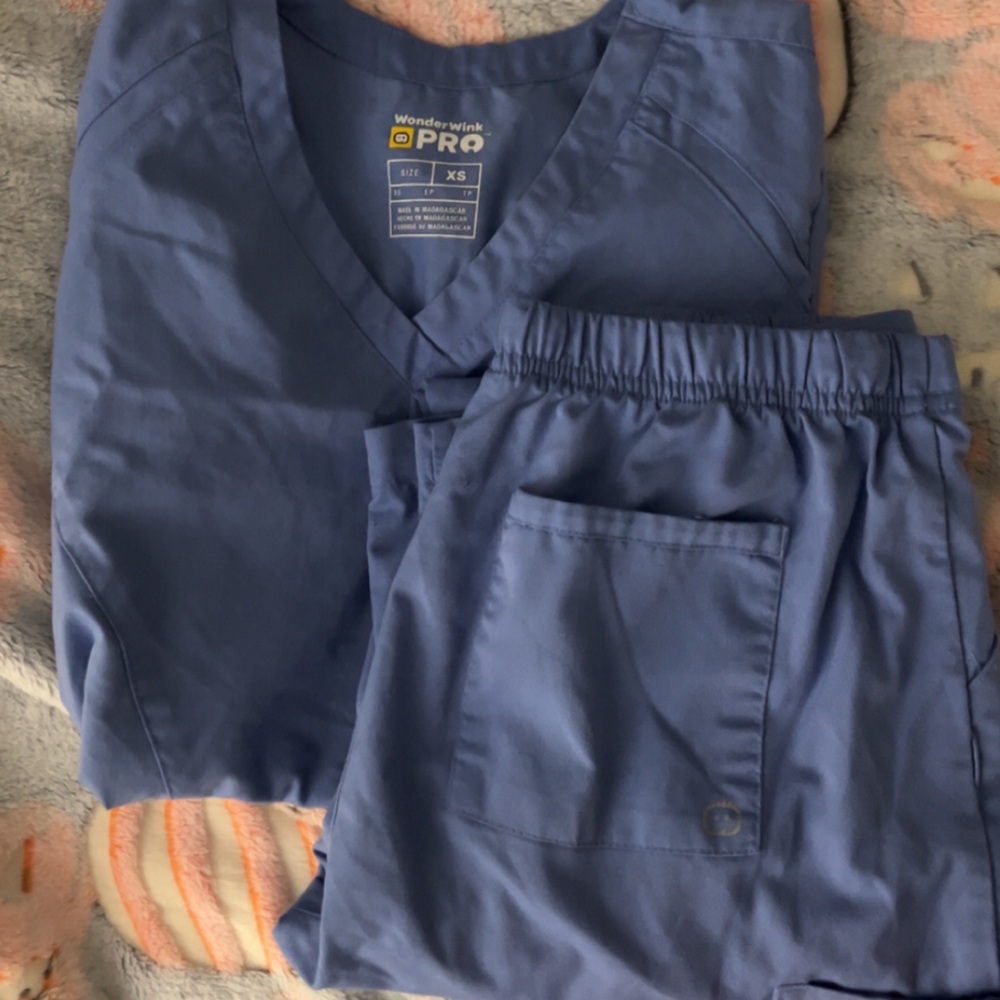 XS scrub set